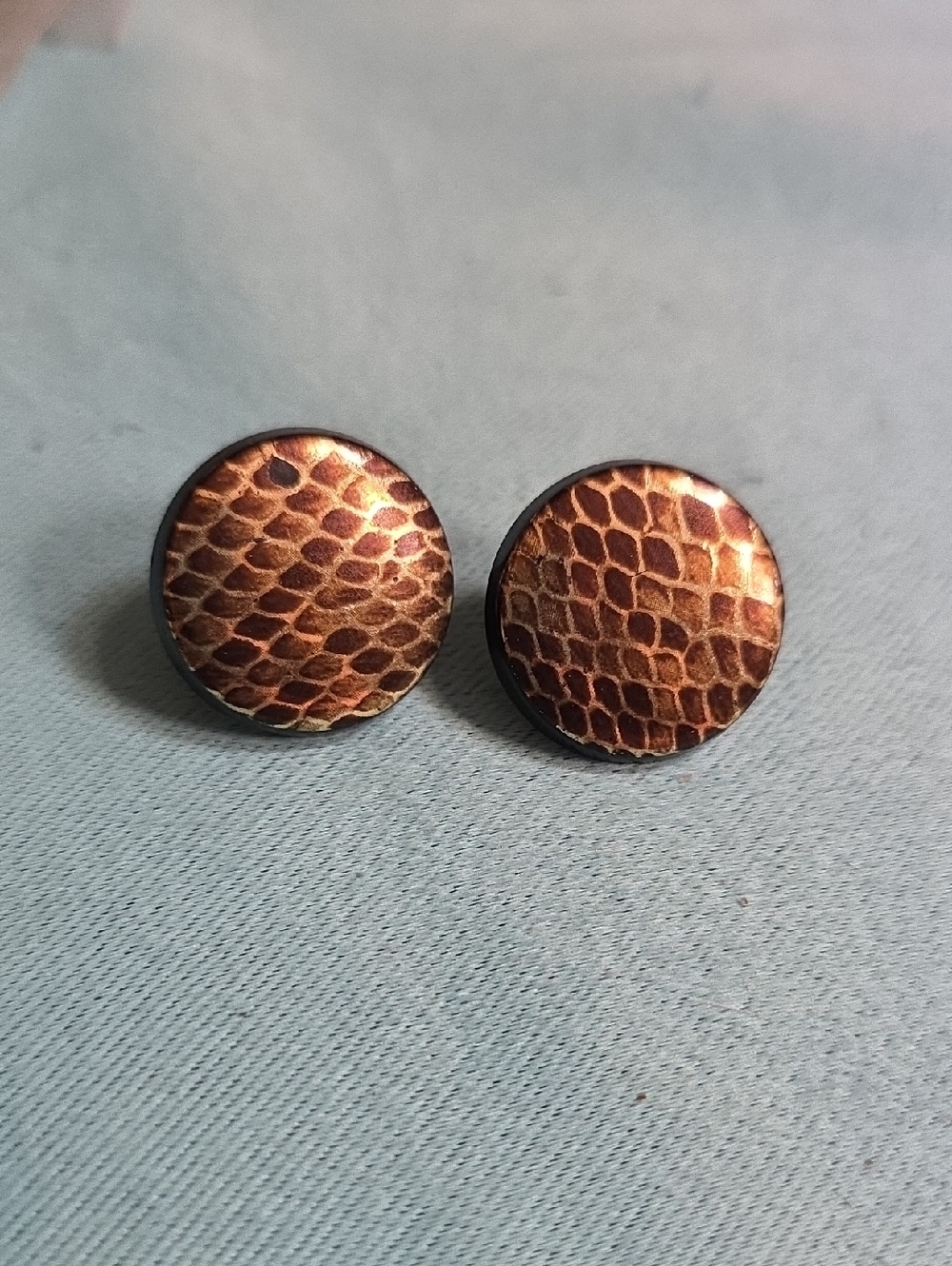 Goldtone And Blakc Acrylic Clip Ons